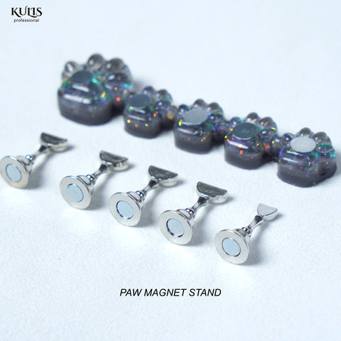Paw Magnet Stand Silver